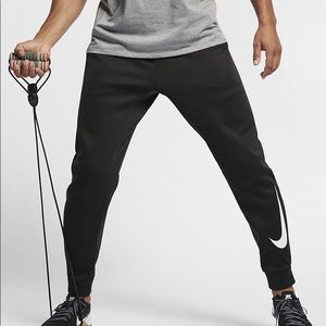 Nike Therma Men’s Tapered Training Pants